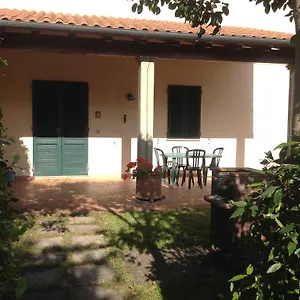 Casa di campagna Agriturismo La Fattoria Del Mortelliccio, Carbonifera